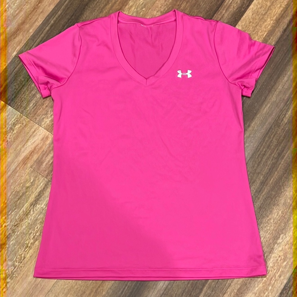 Under Armour Dri-Fit Pink V-Neck Shirt (Size M)